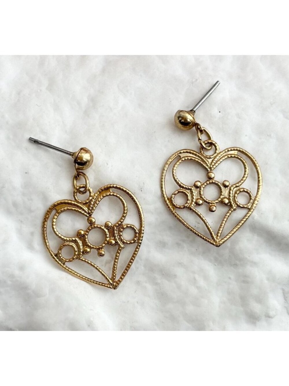 Heart Shaped Beaded Milgrain Gold Toned Dangle Costume Jewelry Vintage Earrings